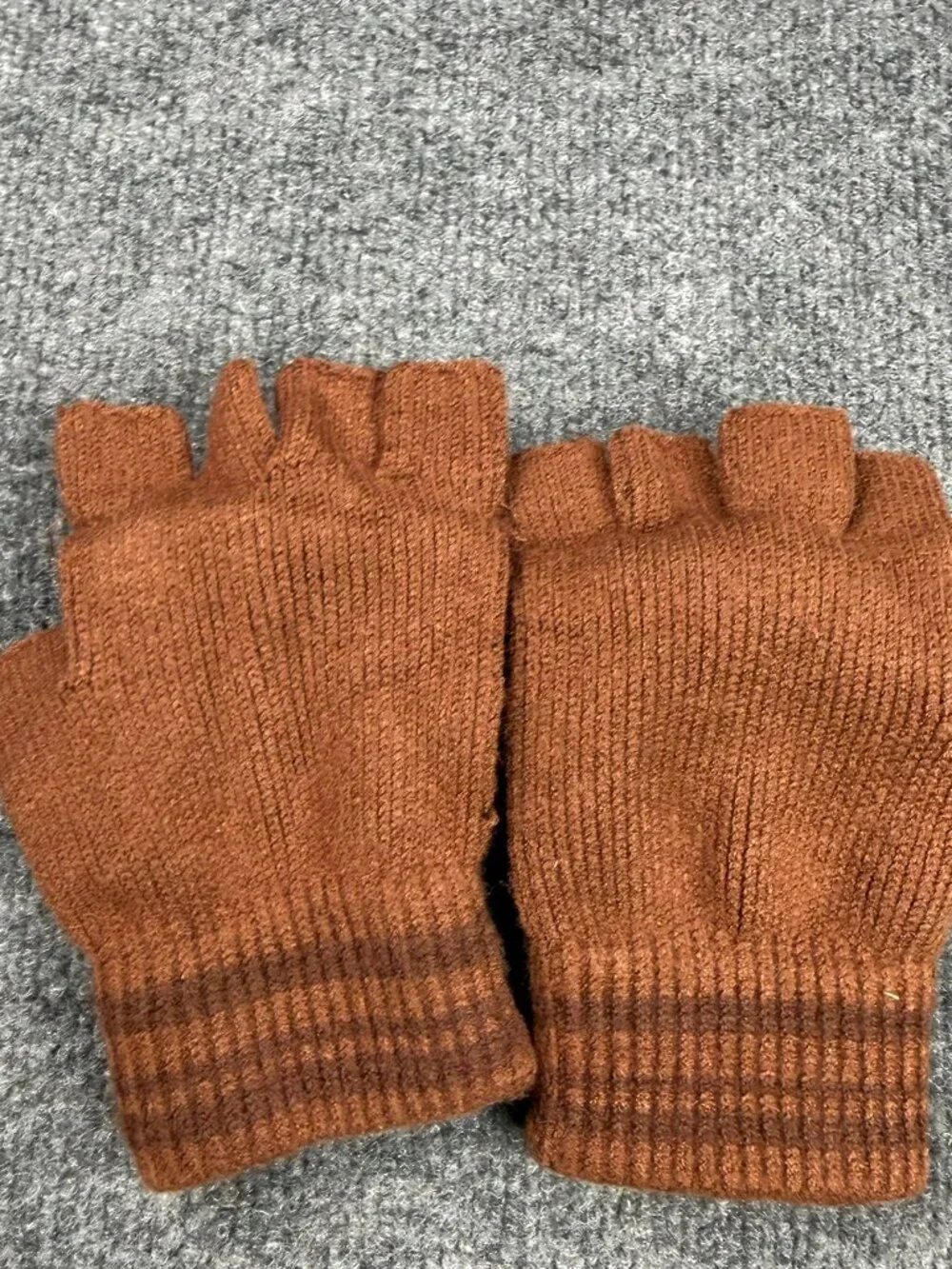Harry Potter The Monster Book of Monsters Convertible Fingerless Gloves Mittens